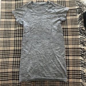 Lululemon- Swiftly Tech Short-Sleeve Shirt